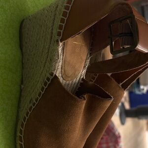 GAP Tan Espadrille Wedge Sandals